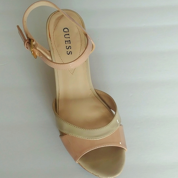 Guess Cork 4 Inche Heels - Picture 9 of 16